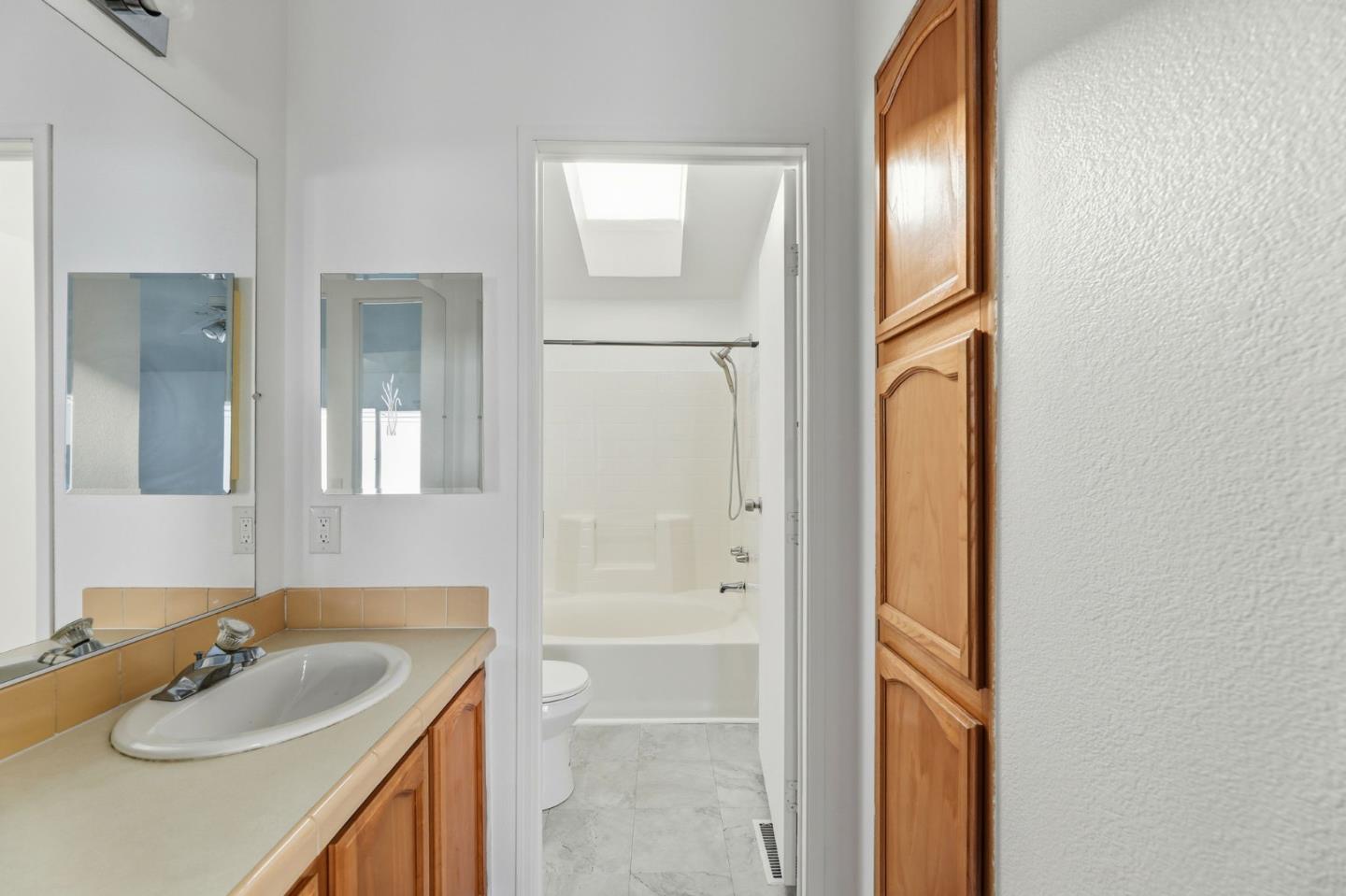 Detail Gallery Image 23 of 33 For 1358 Old Oakland Rd #120,  San Jose,  CA 95112 - 3 Beds | 2 Baths