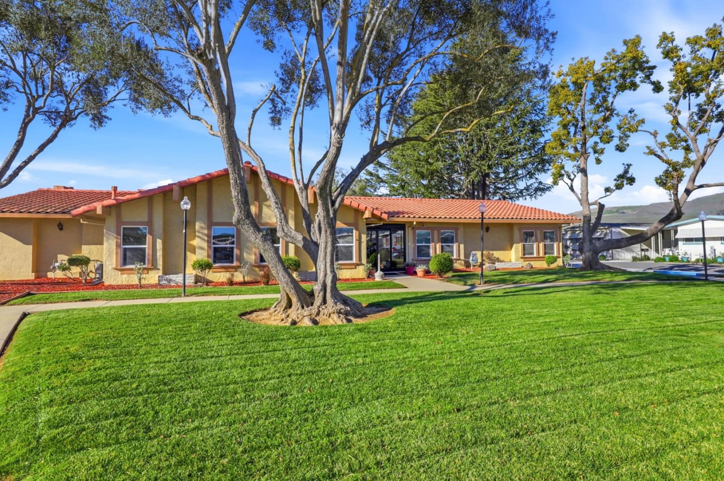 Detail Gallery Image 22 of 31 For 275 Burnett Ave #146,  Morgan Hill,  CA 95037 - 2 Beds | 2 Baths