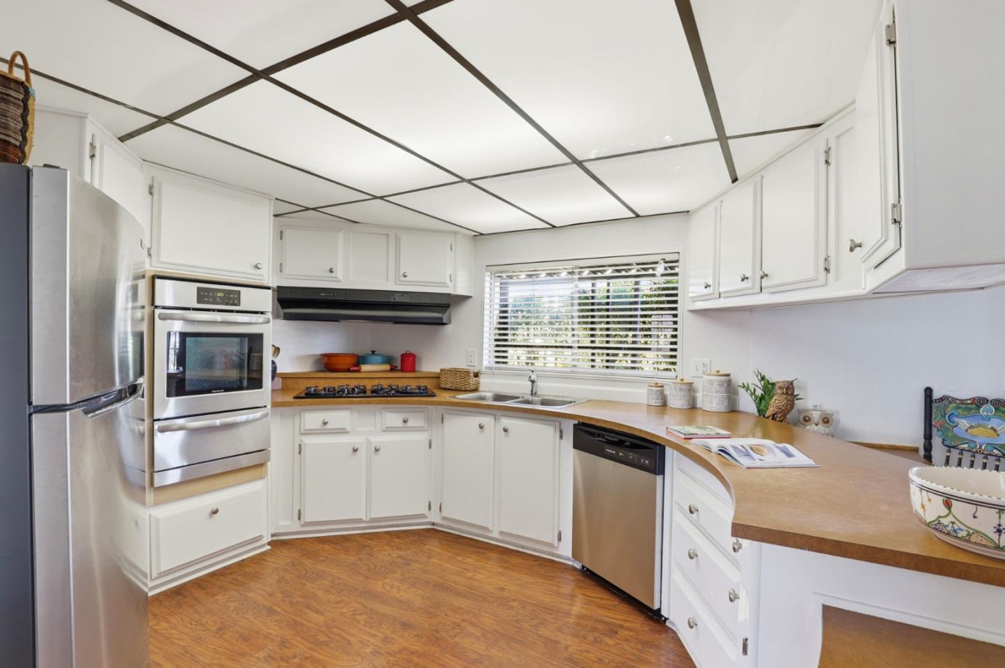 Detail Gallery Image 4 of 31 For 275 Burnett Ave #146,  Morgan Hill,  CA 95037 - 2 Beds | 2 Baths