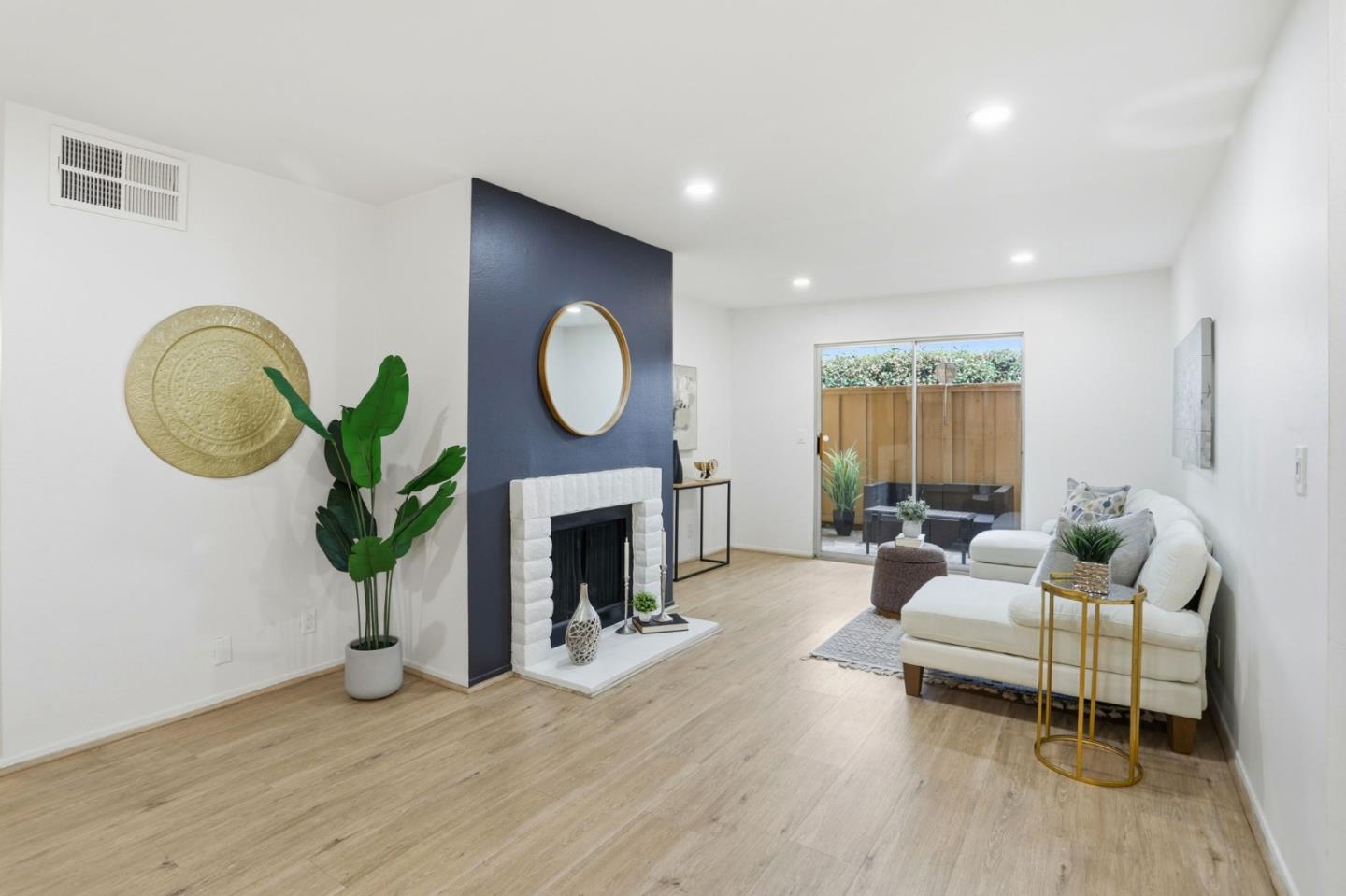 Photo #6: ML82029634 Listing: Photo #6