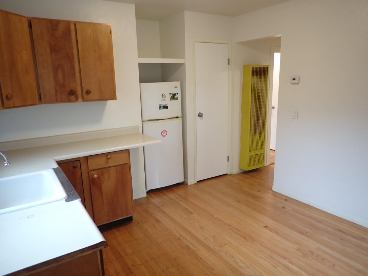 Detail Gallery Image 18 of 21 For 18039 Riverside Dr, Sonoma,  CA 95476 - 3 Beds | 2 Baths