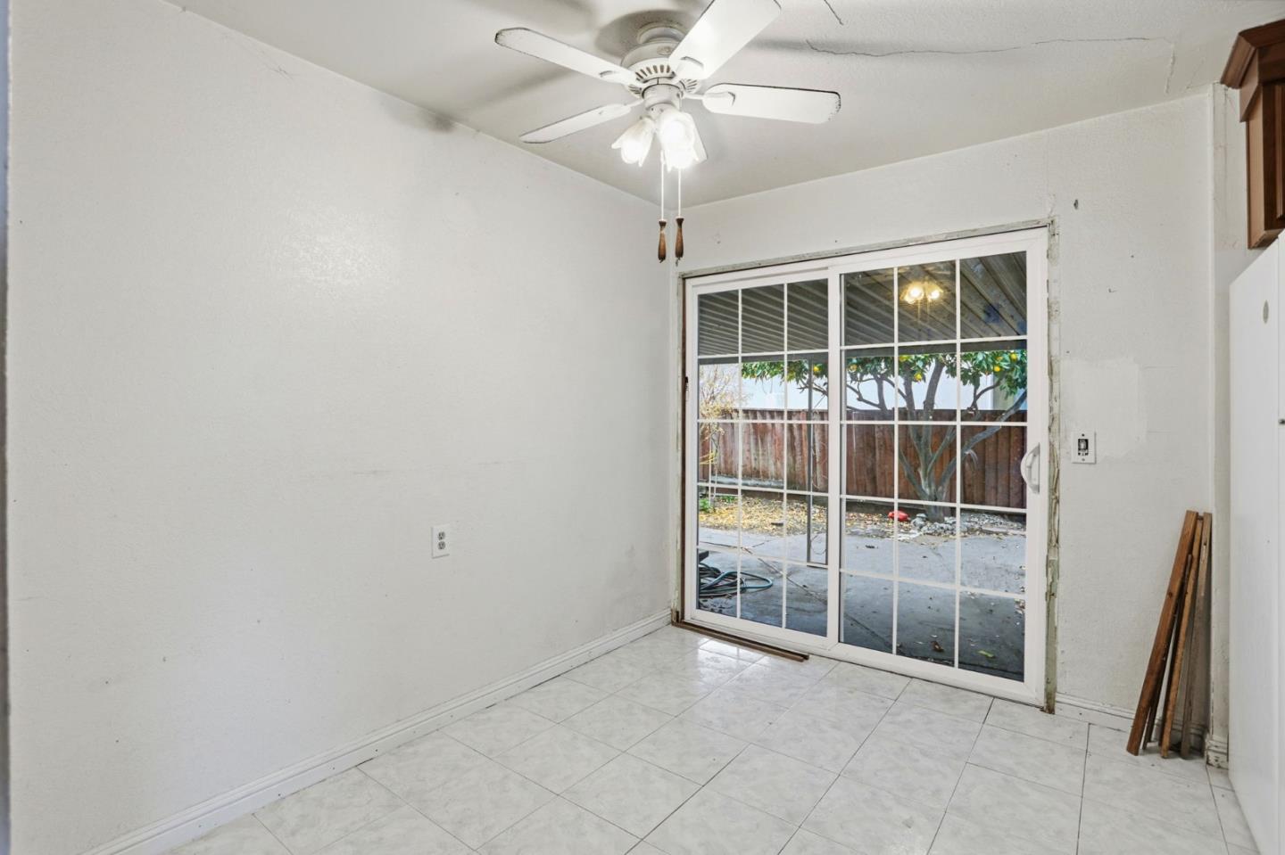 Detail Gallery Image 11 of 34 For 300 N Park Victoria Dr, Milpitas,  CA 95035 - 4 Beds | 2 Baths