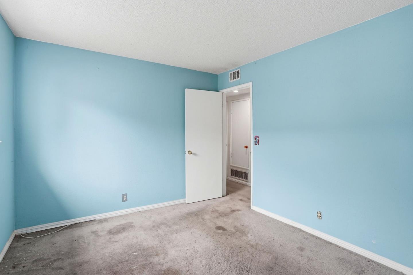 Detail Gallery Image 14 of 34 For 300 N Park Victoria Dr, Milpitas,  CA 95035 - 4 Beds | 2 Baths