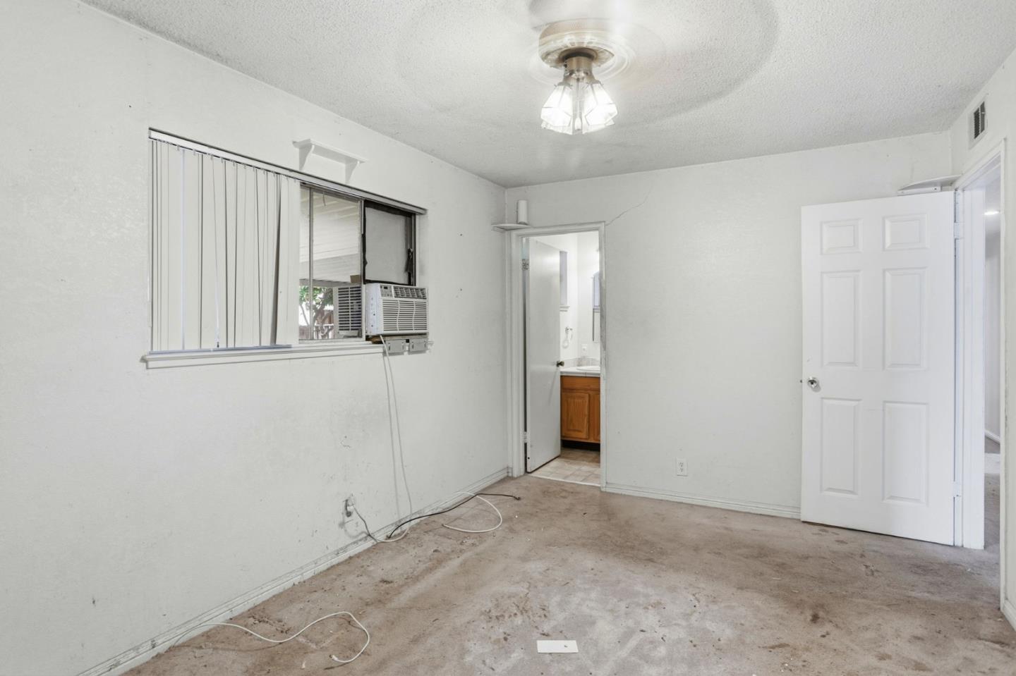 Detail Gallery Image 20 of 34 For 300 N Park Victoria Dr, Milpitas,  CA 95035 - 4 Beds | 2 Baths