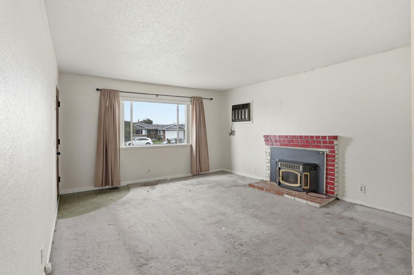 Detail Gallery Image 7 of 34 For 300 N Park Victoria Dr, Milpitas,  CA 95035 - 4 Beds | 2 Baths