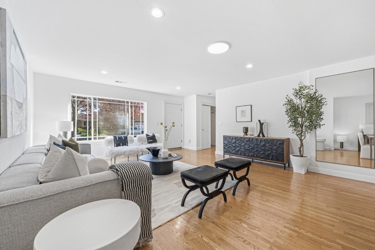 Detail Gallery Image 4 of 40 For 4855 Wheeler Dr, Fremont,  CA 94538 - 4 Beds | 3 Baths