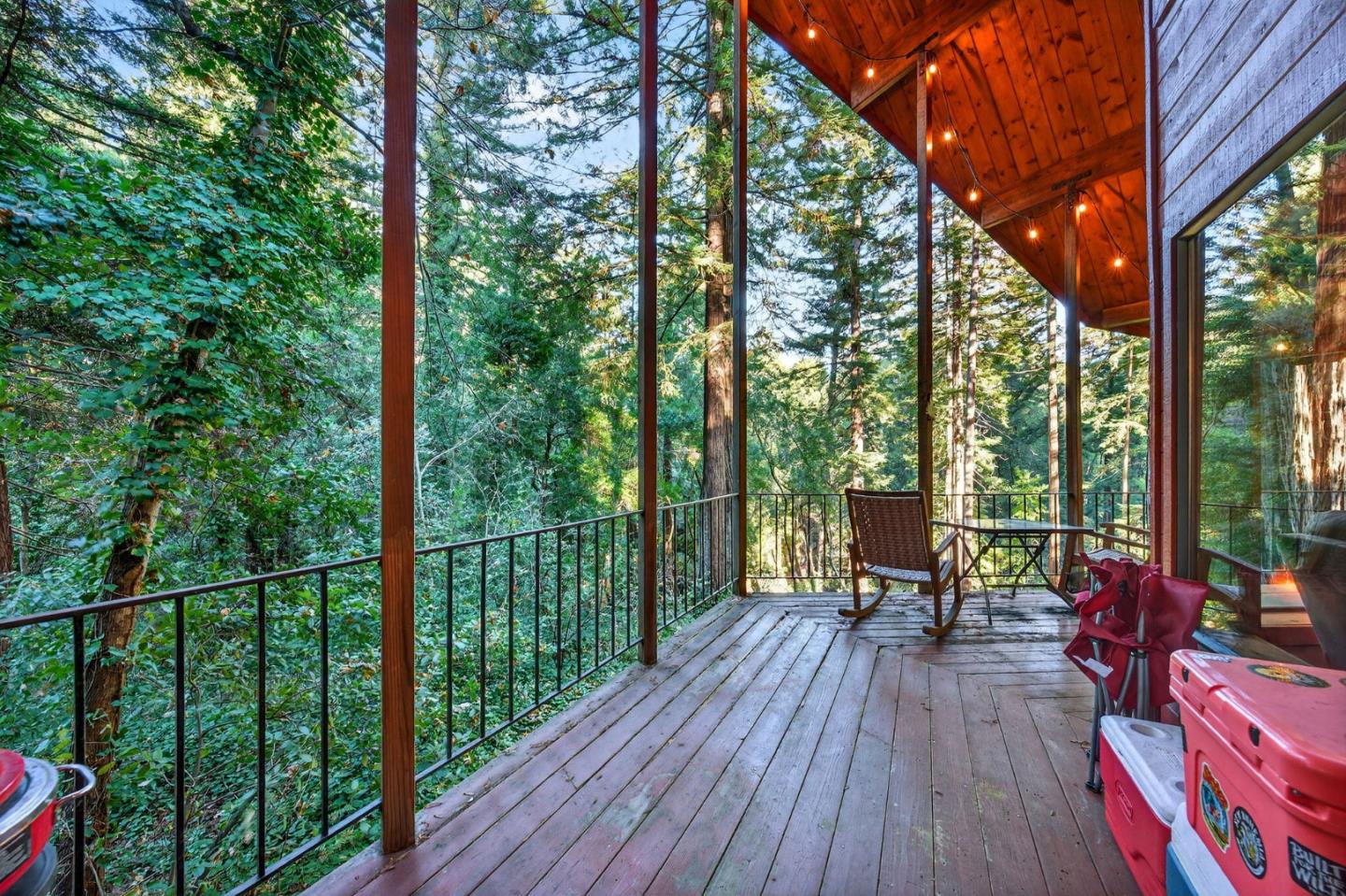 Detail Gallery Image 10 of 31 For 15194 Big Basin Way, Boulder Creek,  CA 95006 - 4 Beds | 3 Baths