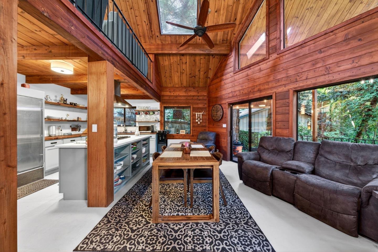 Detail Gallery Image 8 of 31 For 15194 Big Basin Way, Boulder Creek,  CA 95006 - 4 Beds | 3 Baths