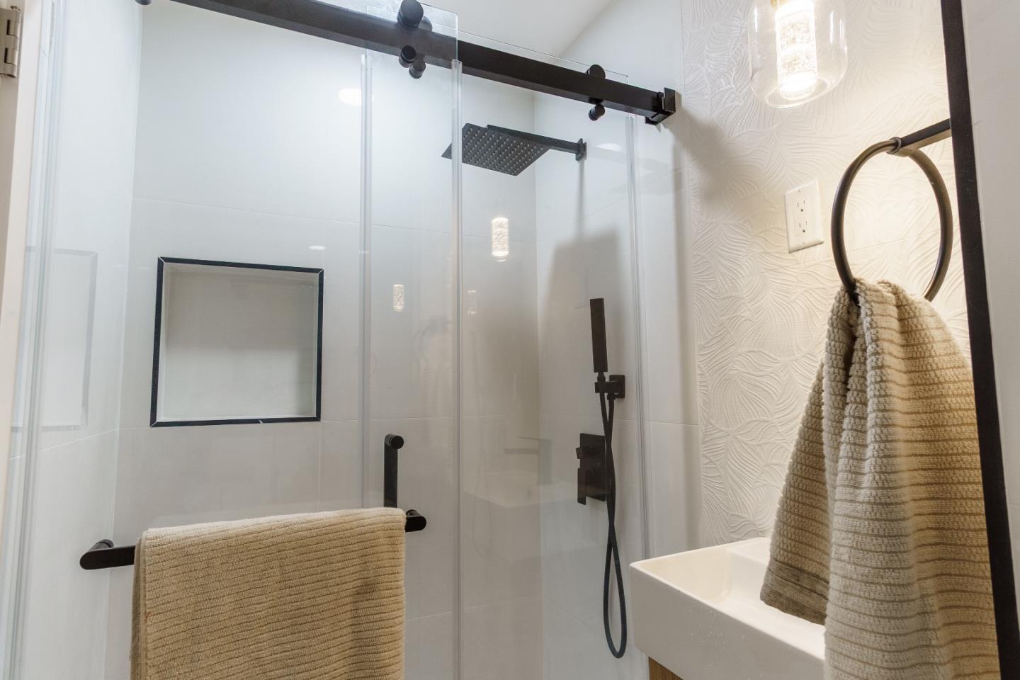 Detail Gallery Image 5 of 20 For 2748 Aida Ave, San Jose,  CA 95122 - 4 Beds | 1/1 Baths