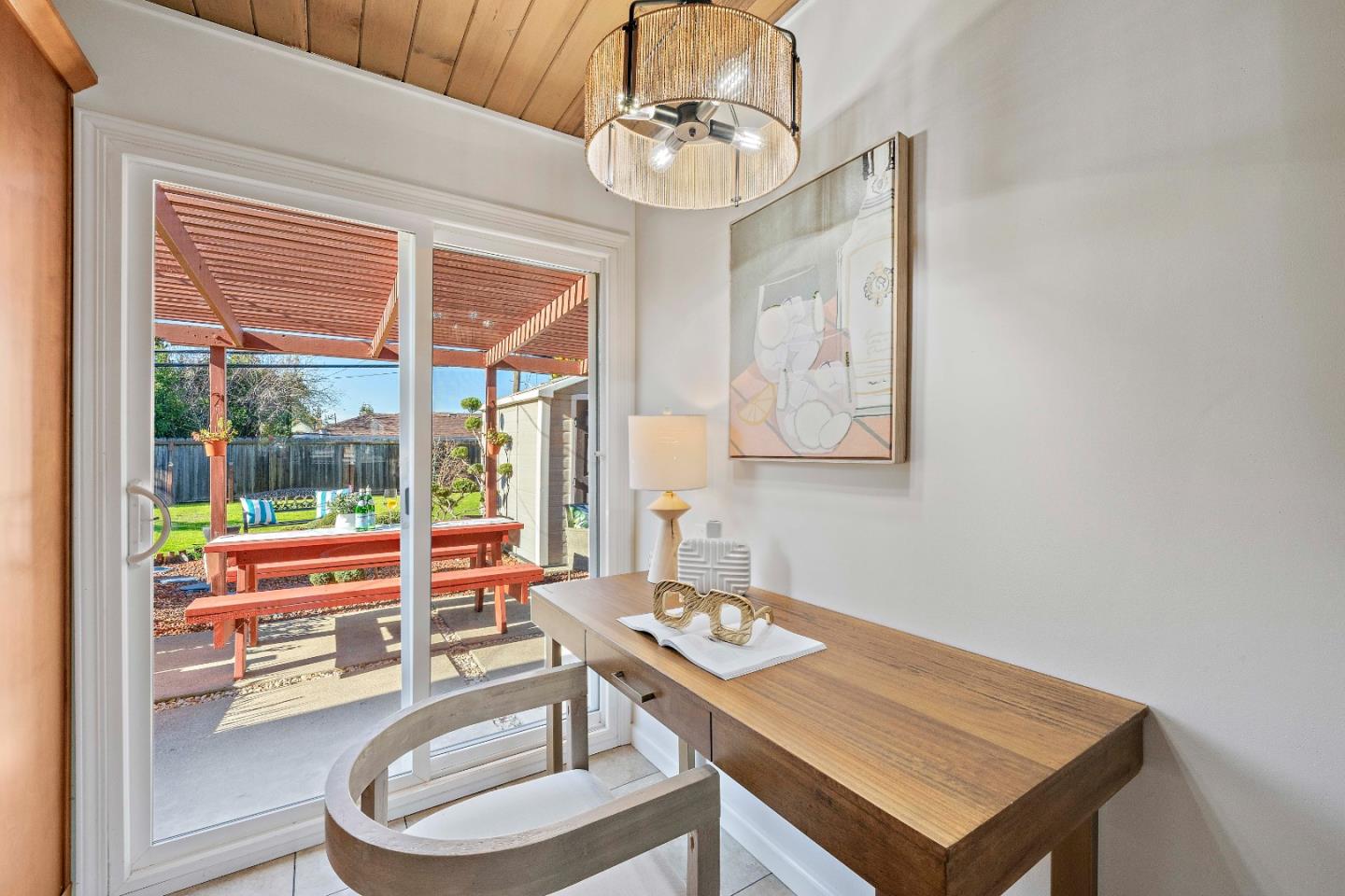 Detail Gallery Image 13 of 47 For 329 Carnegie Dr, Milpitas,  CA 95035 - 4 Beds | 2 Baths