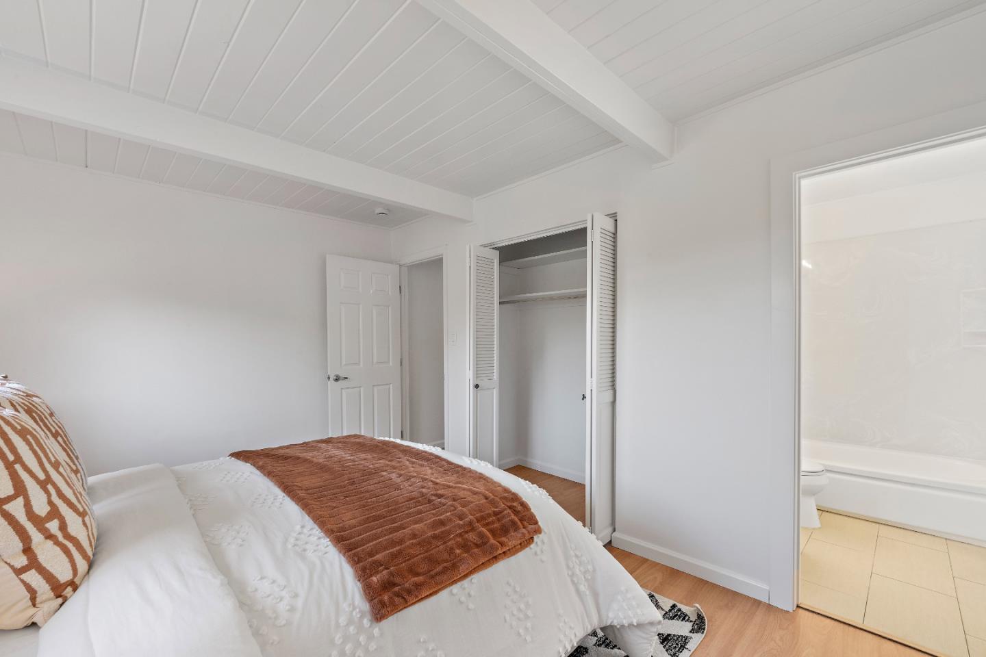 Detail Gallery Image 26 of 47 For 329 Carnegie Dr, Milpitas,  CA 95035 - 4 Beds | 2 Baths