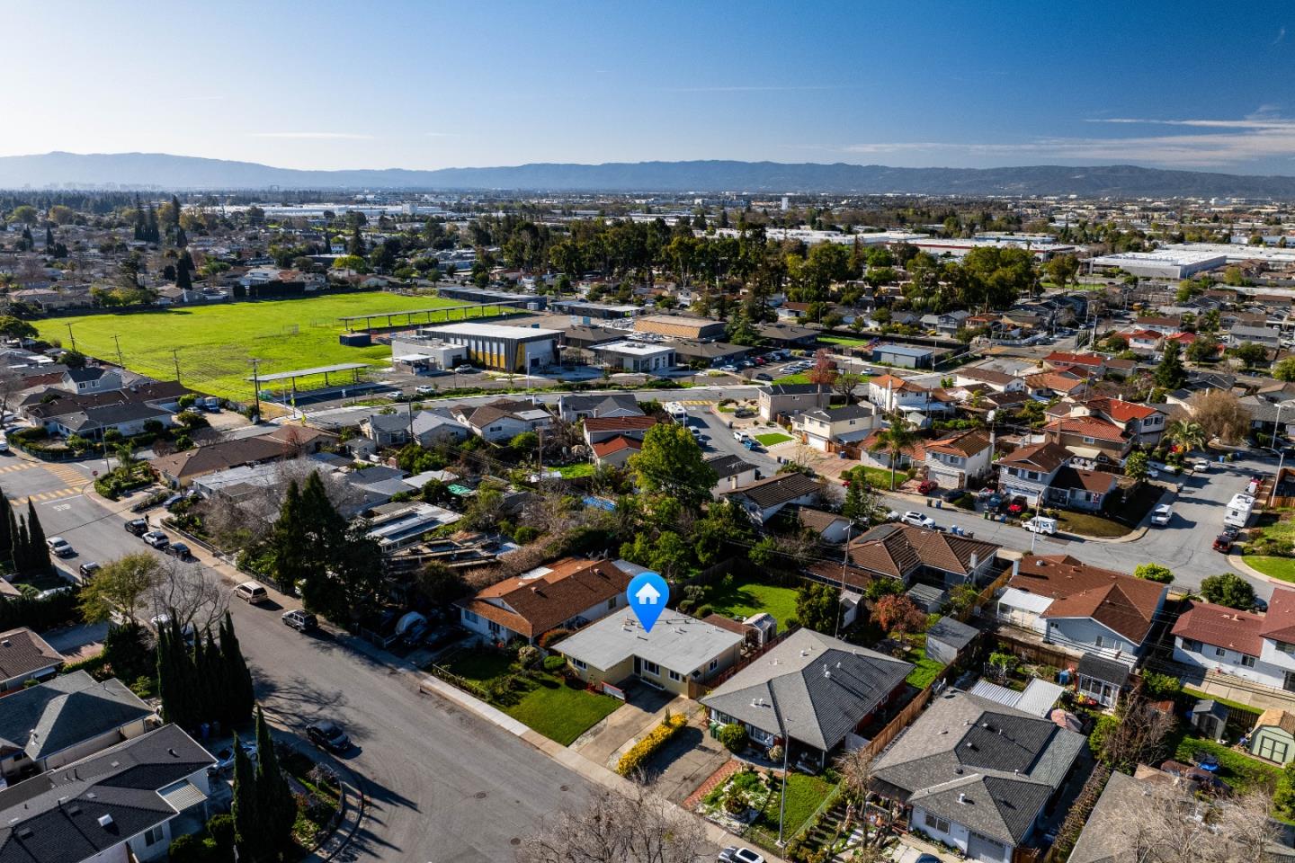Detail Gallery Image 38 of 47 For 329 Carnegie Dr, Milpitas,  CA 95035 - 4 Beds | 2 Baths