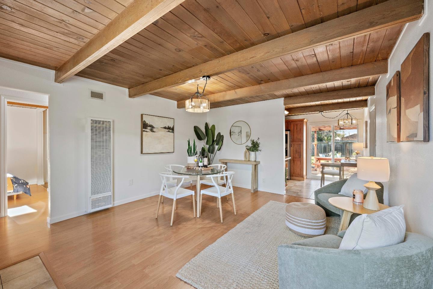 Detail Gallery Image 9 of 47 For 329 Carnegie Dr, Milpitas,  CA 95035 - 4 Beds | 2 Baths