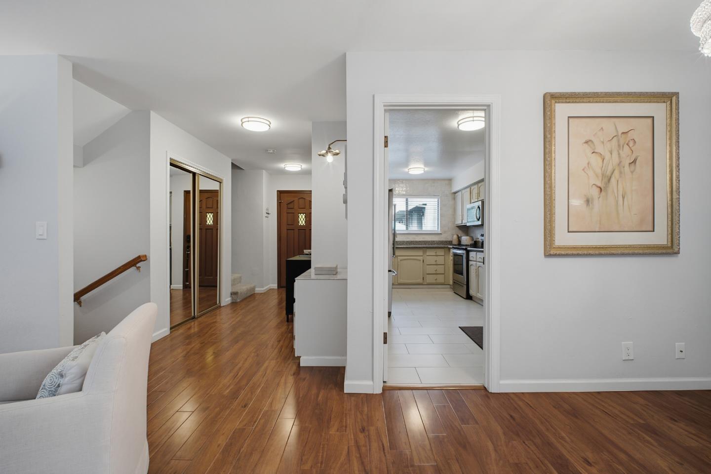 Detail Gallery Image 7 of 40 For 1321 Fruitdale Ave, San Jose,  CA 95126 - 3 Beds | 2/1 Baths