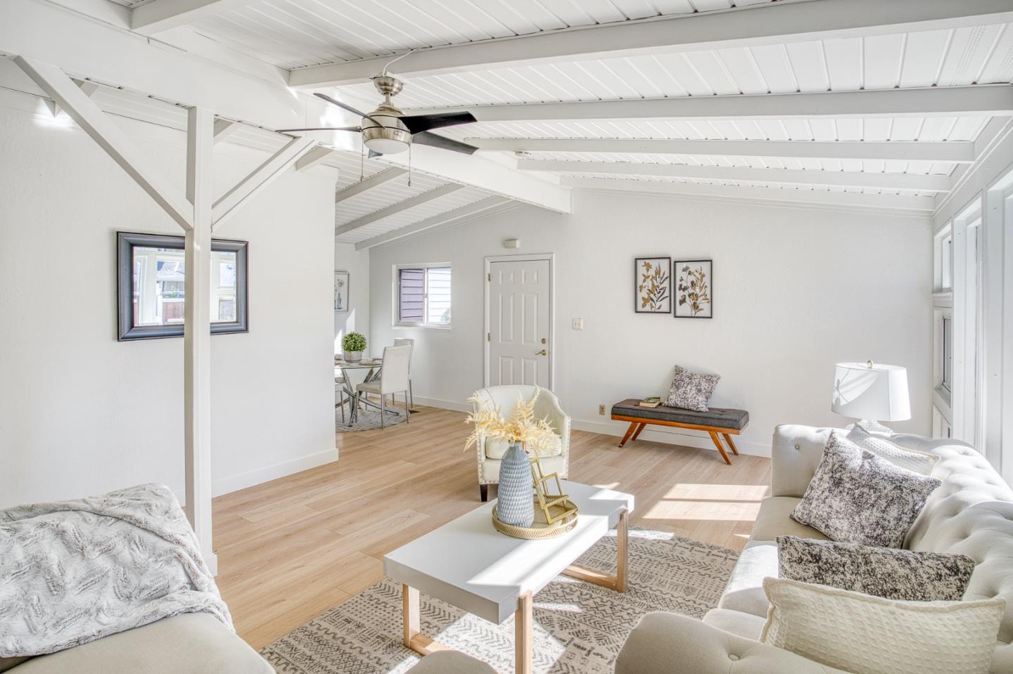 Detail Gallery Image 6 of 27 For 128 Grace Ave, East Palo Alto,  CA 94303 - 3 Beds | 1/1 Baths