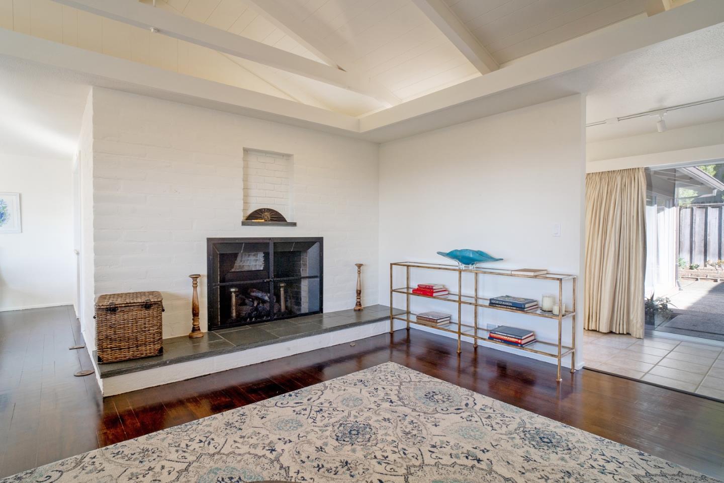 Detail Gallery Image 14 of 28 For 1278 Padre Ln, Pebble Beach,  CA 93953 - 3 Beds | 4 Baths