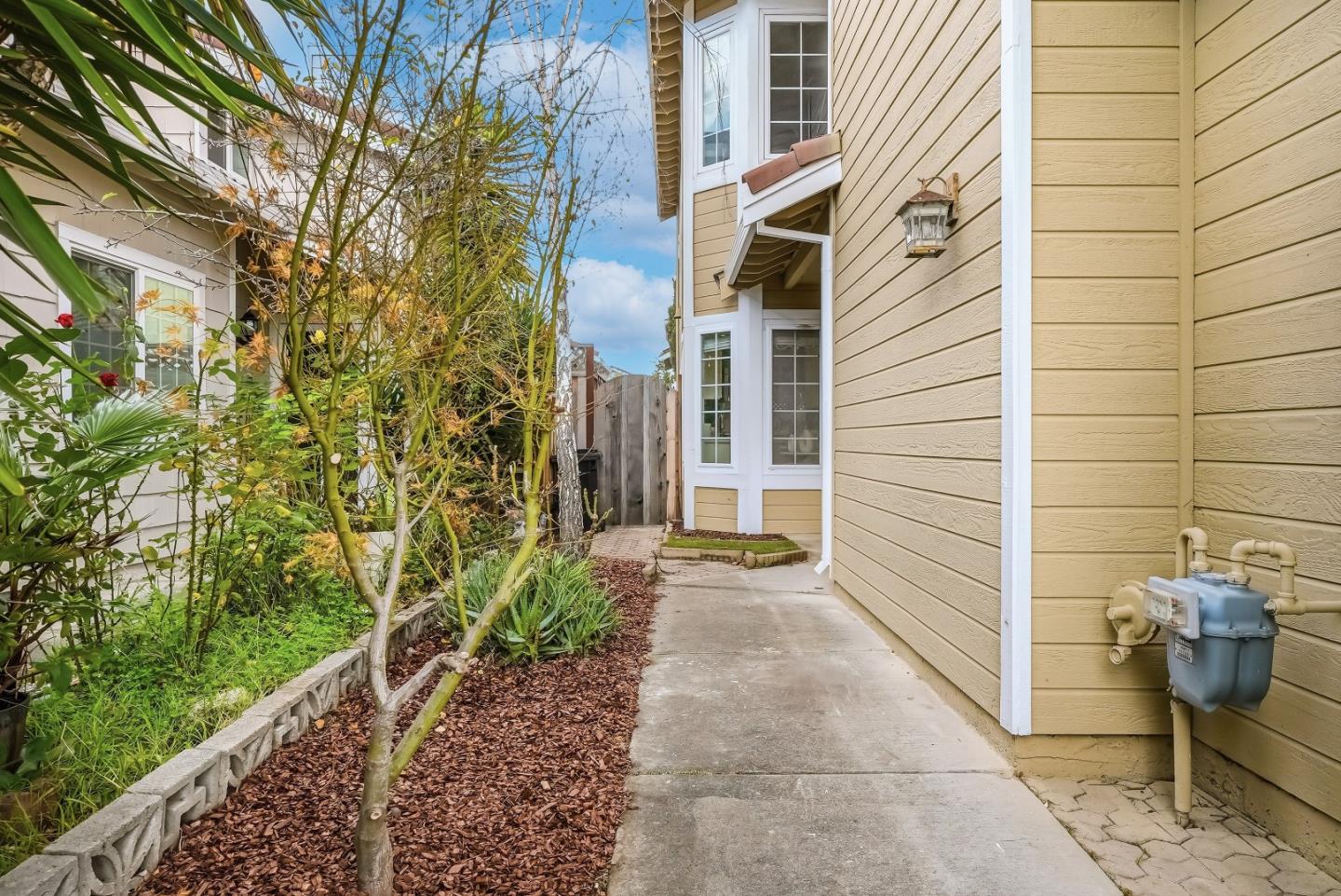 Detail Gallery Image 19 of 44 For 36167 Toulouse St, Newark,  CA 94560 - 3 Beds | 2/1 Baths