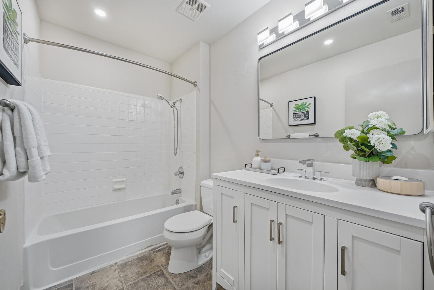 Detail Gallery Image 27 of 44 For 36167 Toulouse St, Newark,  CA 94560 - 3 Beds | 2/1 Baths