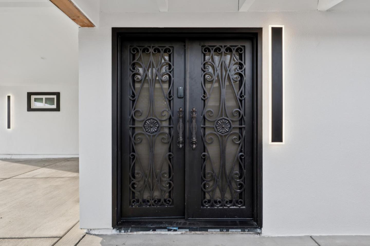 Detail Gallery Image 11 of 91 For 709 Lakebird Dr, Sunnyvale,  CA 94089 - 4 Beds | 3 Baths