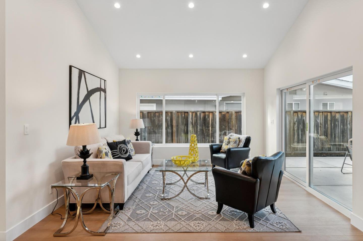 Detail Gallery Image 16 of 91 For 709 Lakebird Dr, Sunnyvale,  CA 94089 - 4 Beds | 3 Baths