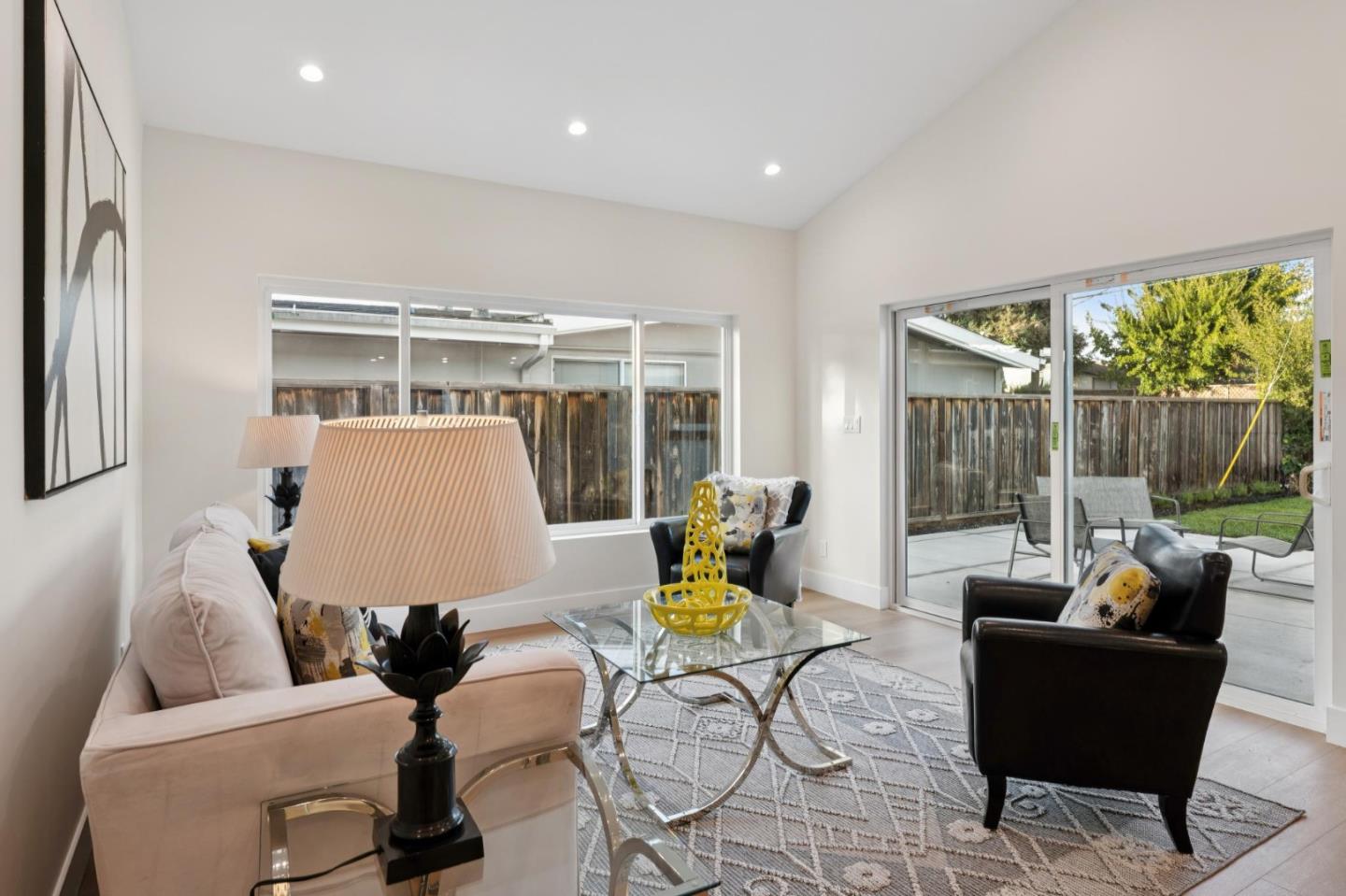 Detail Gallery Image 17 of 91 For 709 Lakebird Dr, Sunnyvale,  CA 94089 - 4 Beds | 3 Baths