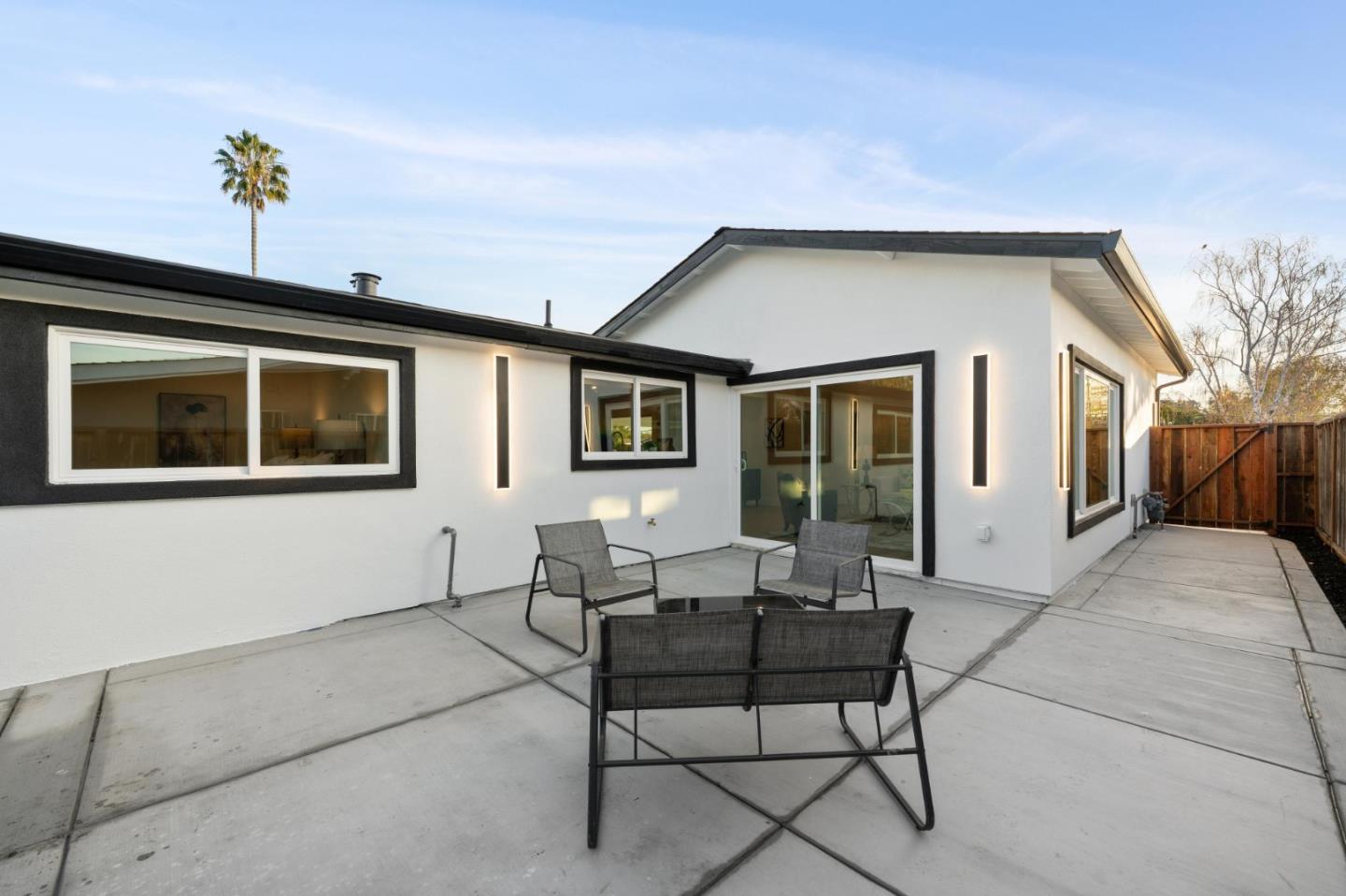 Detail Gallery Image 22 of 91 For 709 Lakebird Dr, Sunnyvale,  CA 94089 - 4 Beds | 3 Baths