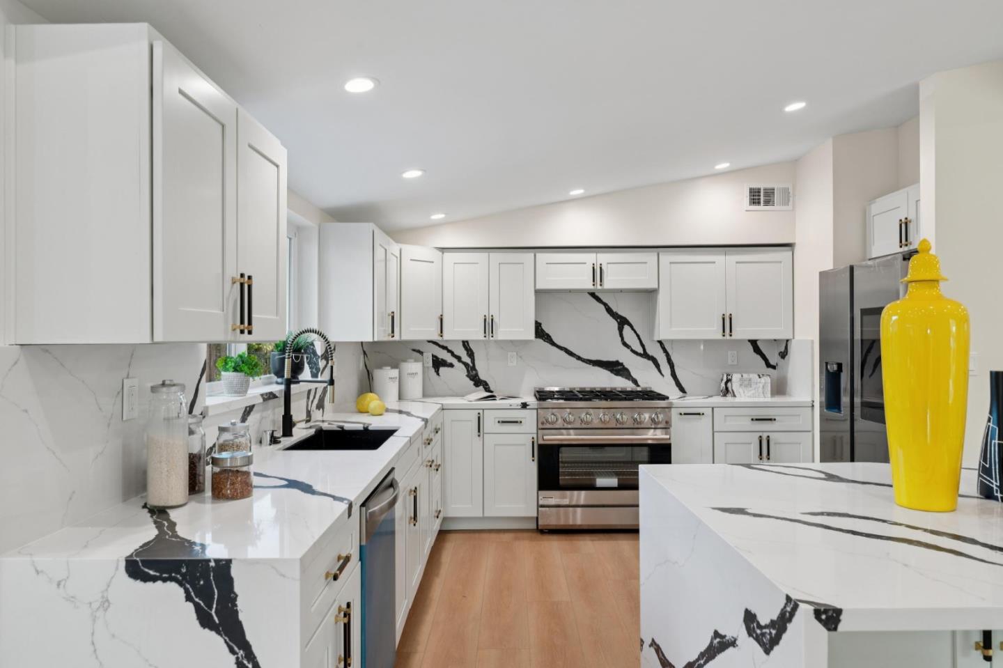 Detail Gallery Image 37 of 91 For 709 Lakebird Dr, Sunnyvale,  CA 94089 - 4 Beds | 3 Baths