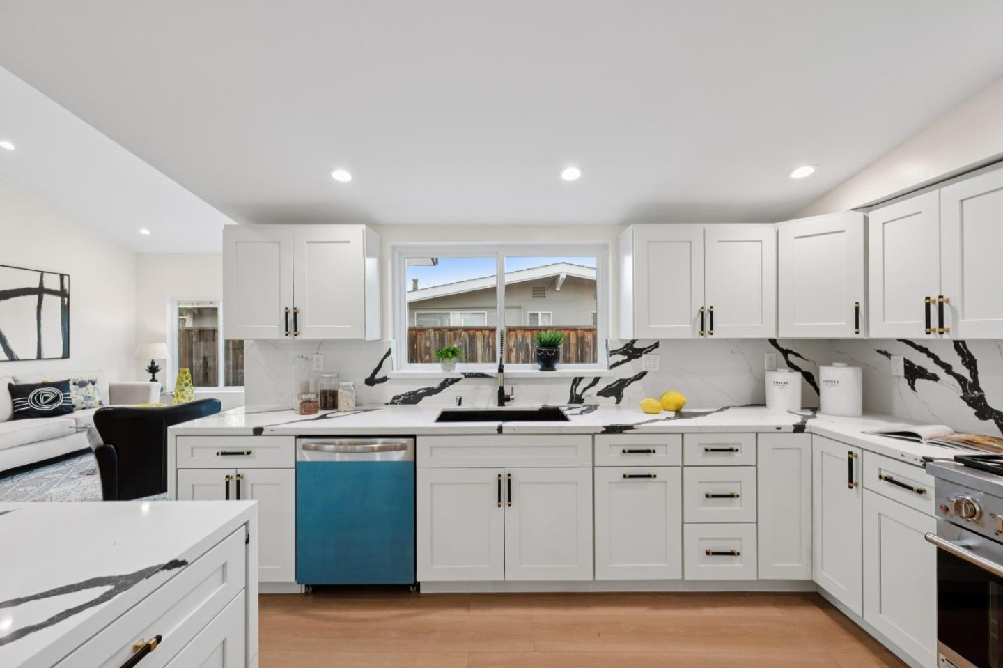 Detail Gallery Image 40 of 91 For 709 Lakebird Dr, Sunnyvale,  CA 94089 - 4 Beds | 3 Baths