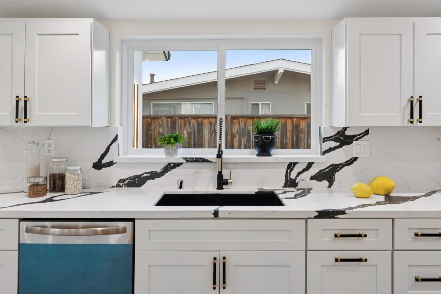 Detail Gallery Image 41 of 91 For 709 Lakebird Dr, Sunnyvale,  CA 94089 - 4 Beds | 3 Baths