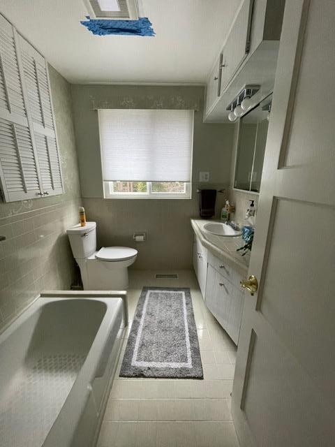 Detail Gallery Image 9 of 18 For 1379 Vista Grande, Millbrae,  CA 94030 - 3 Beds | 1/1 Baths