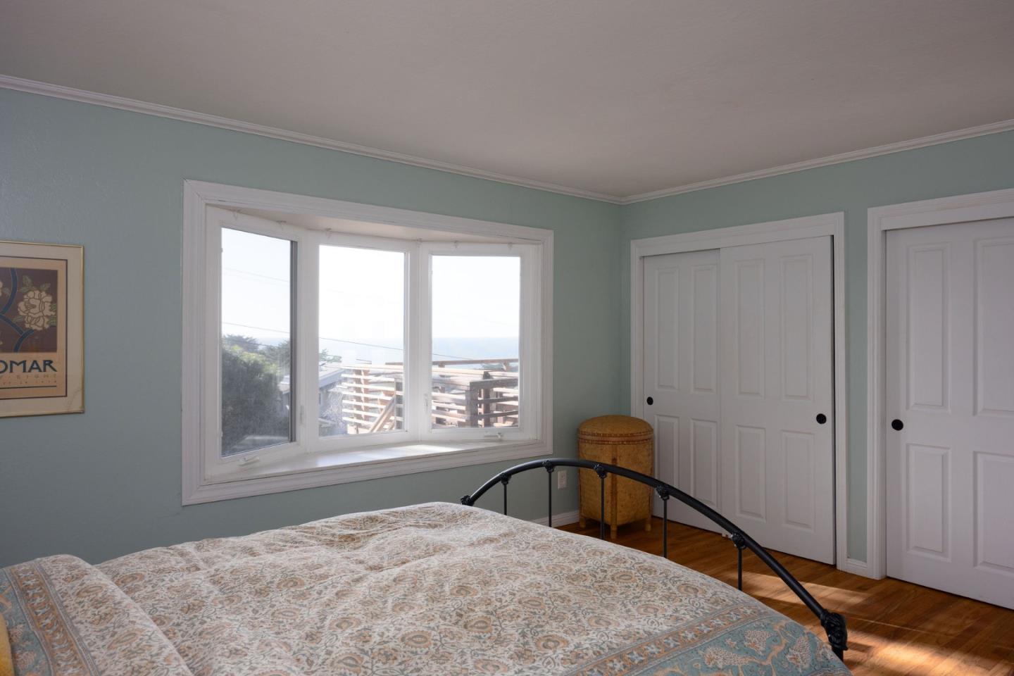 Detail Gallery Image 12 of 24 For 381 11th St, Montara,  CA 94037 - 2 Beds | 1 Baths