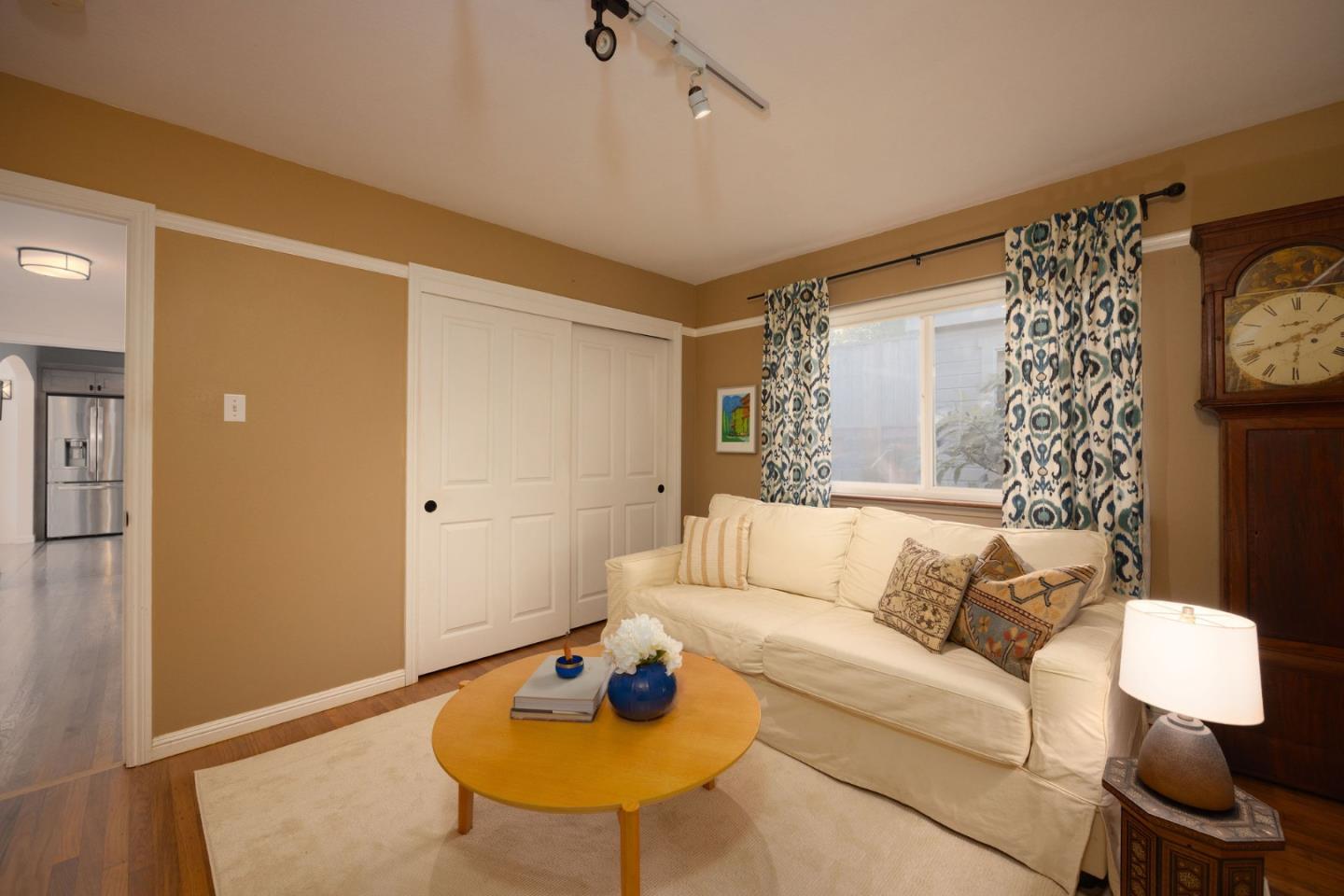 Detail Gallery Image 16 of 24 For 381 11th St, Montara,  CA 94037 - 2 Beds | 1 Baths