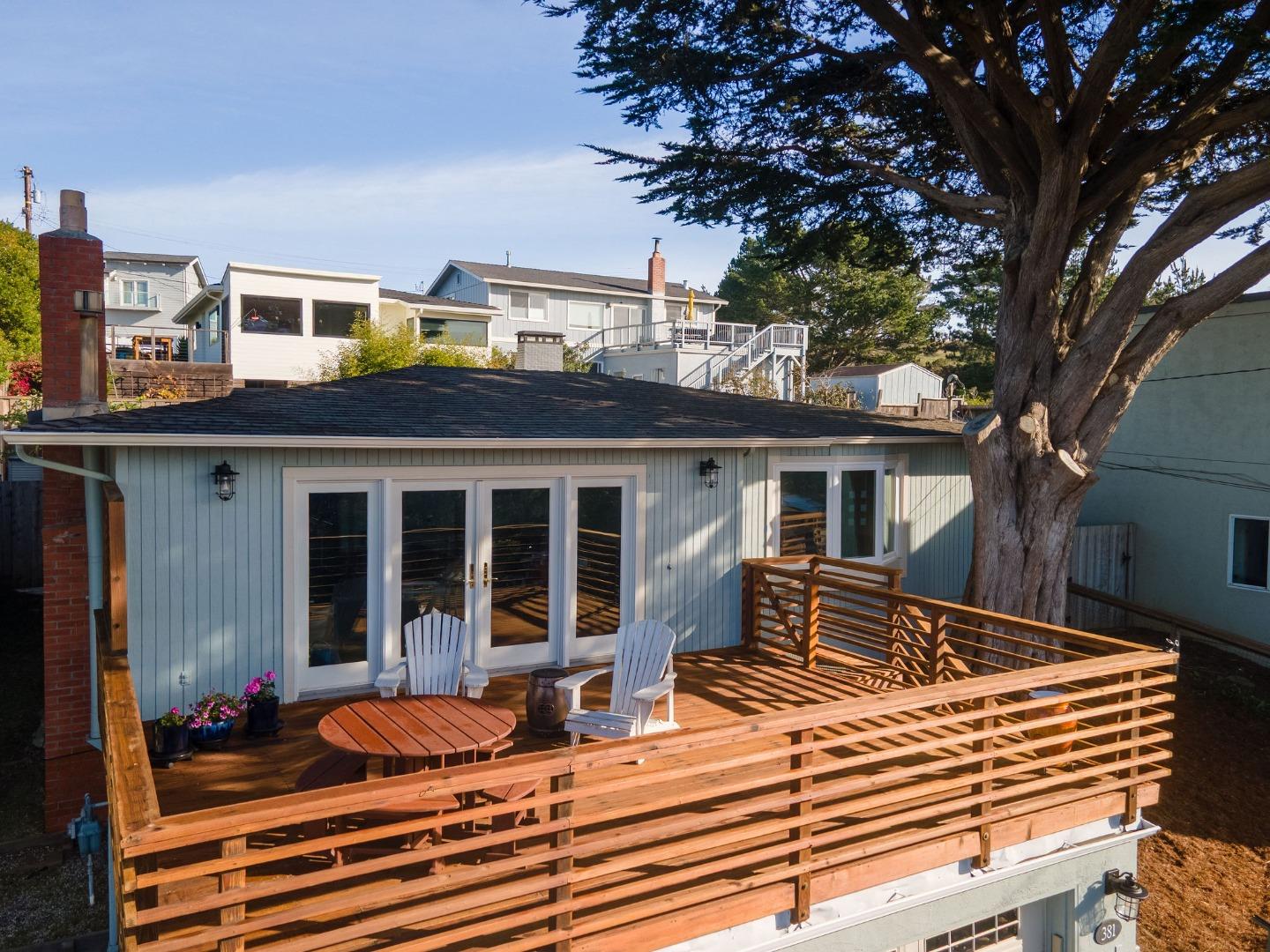 Detail Gallery Image 17 of 24 For 381 11th St, Montara,  CA 94037 - 2 Beds | 1 Baths