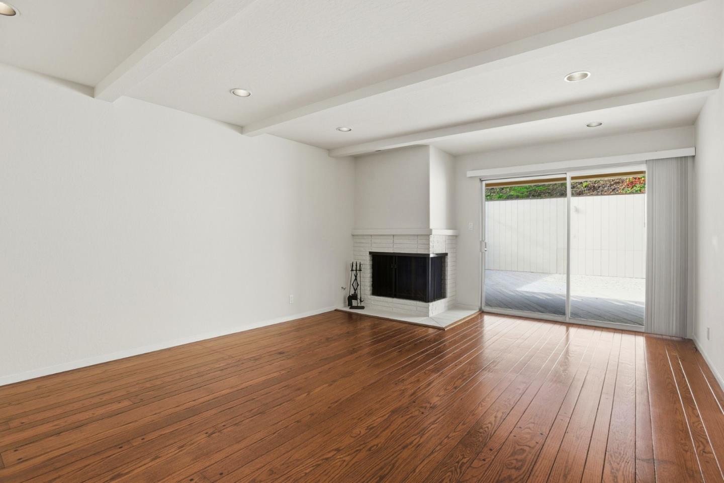 Detail Gallery Image 14 of 48 For 3300 El Sobrante St, San Mateo,  CA 94403 - 3 Beds | 2 Baths