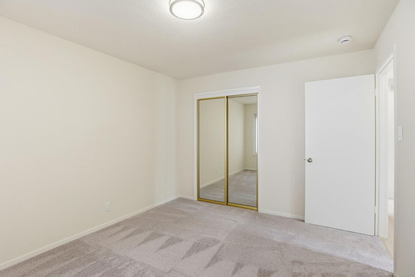 Detail Gallery Image 27 of 48 For 3300 El Sobrante St, San Mateo,  CA 94403 - 3 Beds | 2 Baths