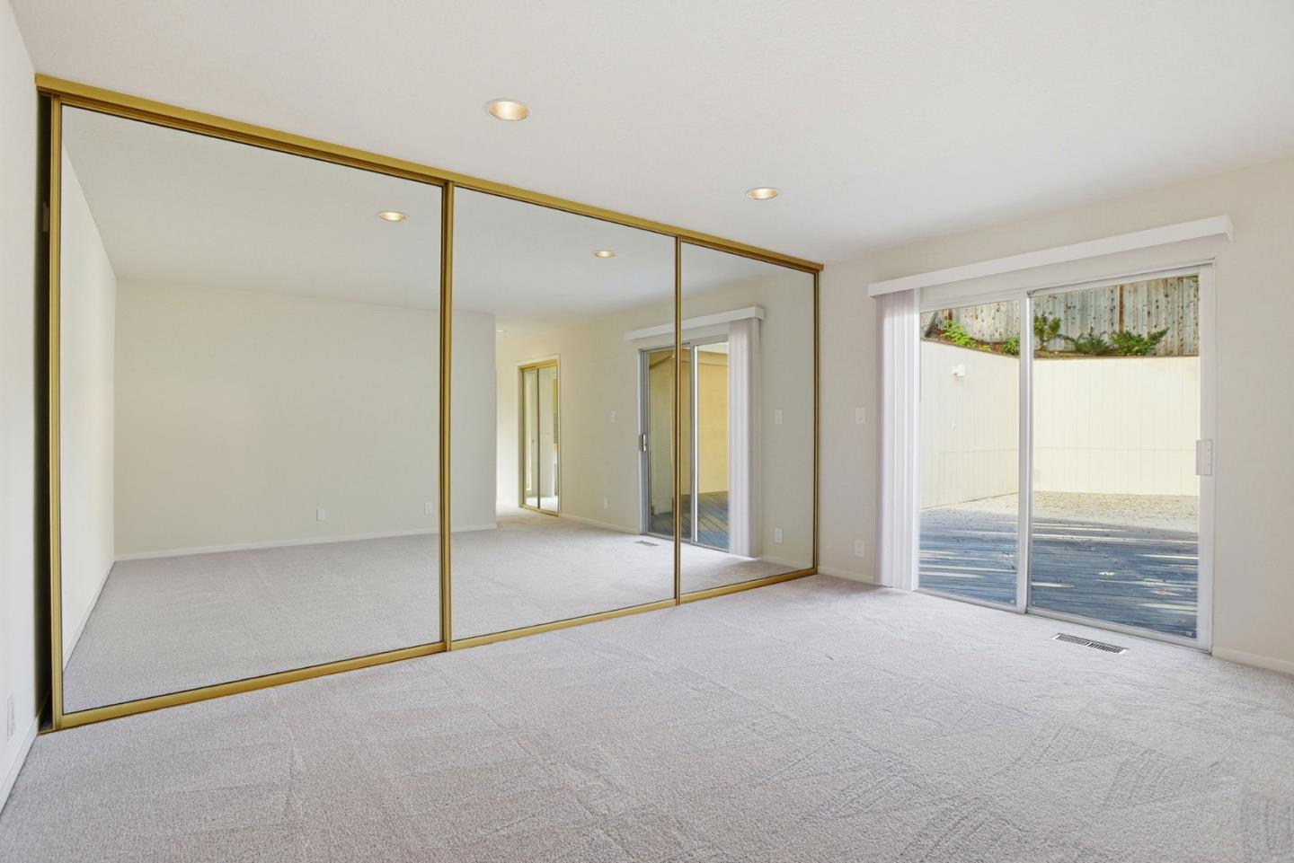 Detail Gallery Image 29 of 48 For 3300 El Sobrante St, San Mateo,  CA 94403 - 3 Beds | 2 Baths