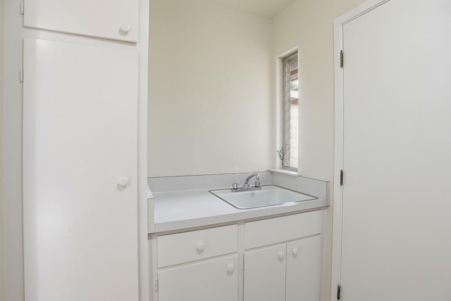 Detail Gallery Image 39 of 48 For 3300 El Sobrante St, San Mateo,  CA 94403 - 3 Beds | 2 Baths