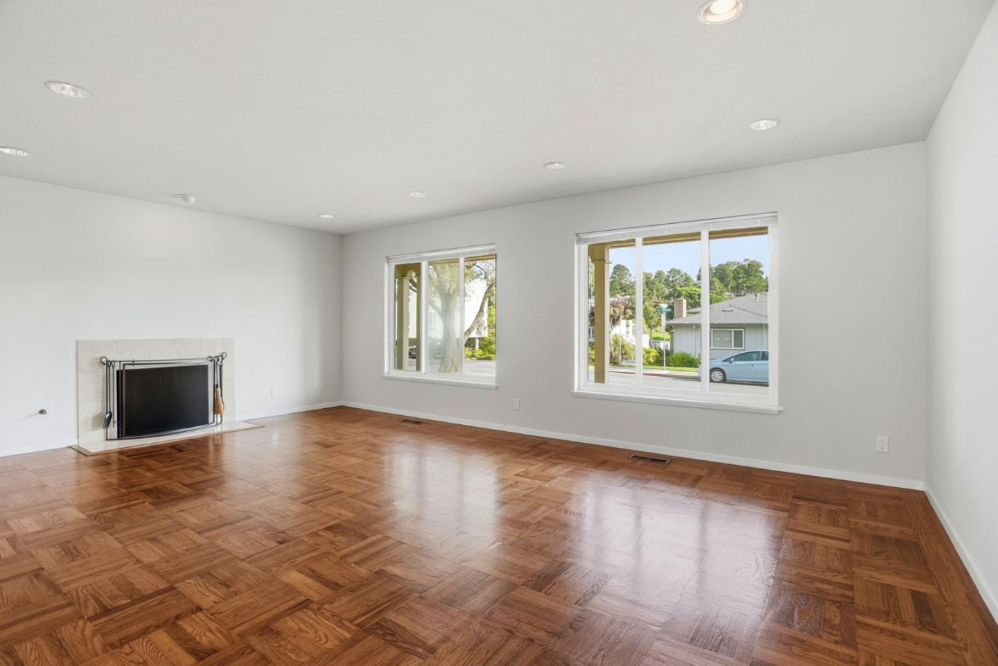 Detail Gallery Image 7 of 48 For 3300 El Sobrante St, San Mateo,  CA 94403 - 3 Beds | 2 Baths