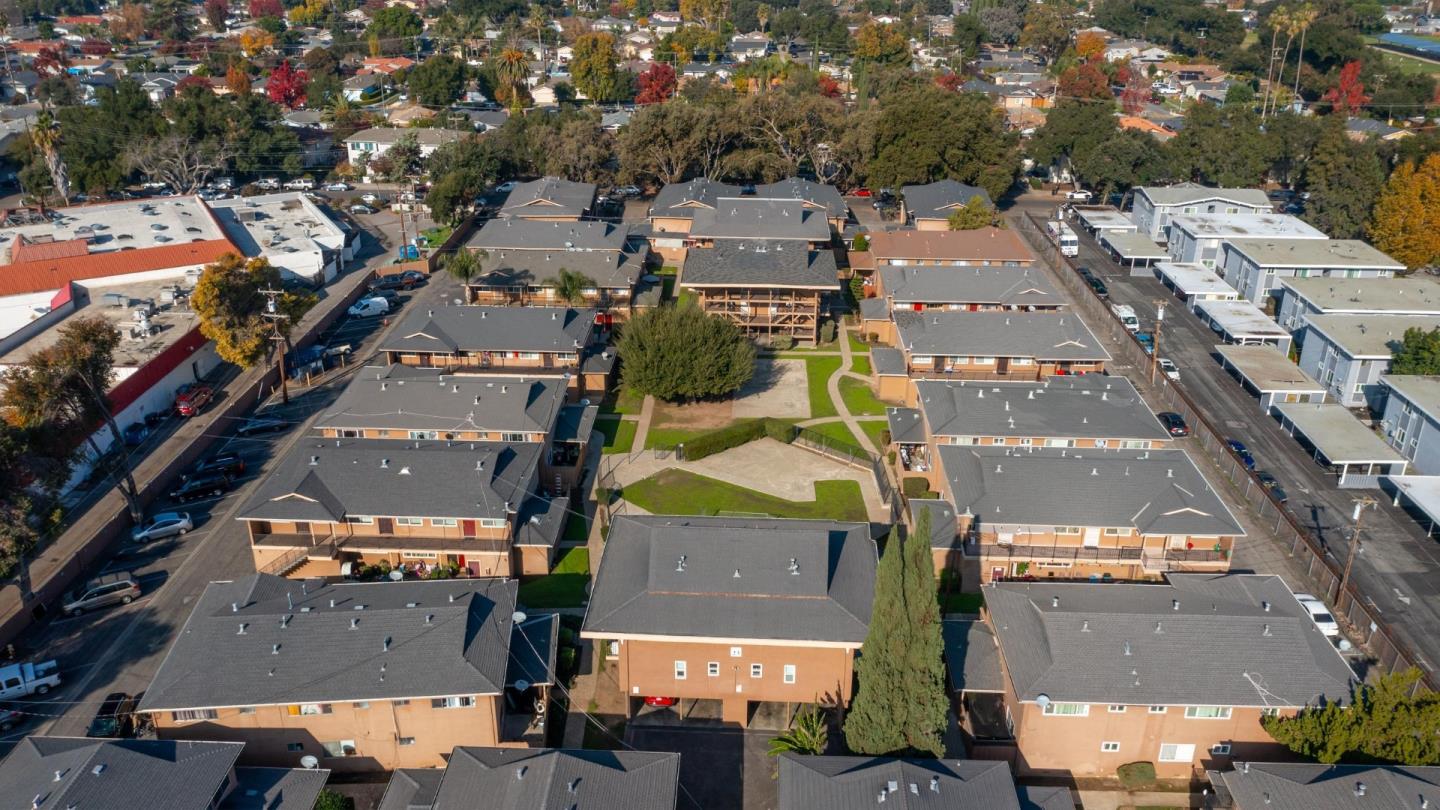 Detail Gallery Image 13 of 17 For 110 Roundtable #8 Dr, San Jose,  CA 95111 - – Beds | – Baths