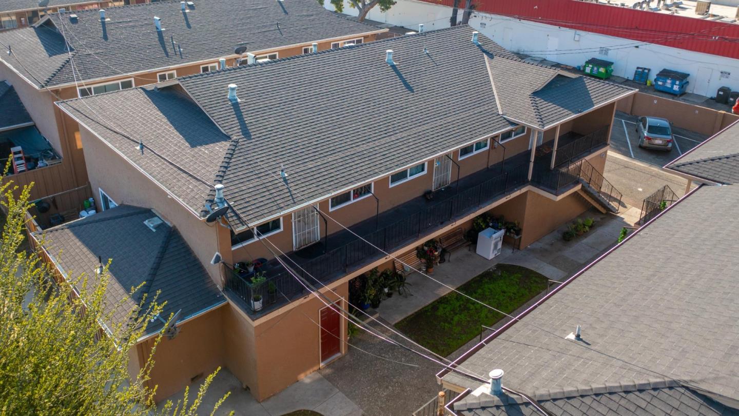 Detail Gallery Image 2 of 17 For 110 Roundtable #8 Dr, San Jose,  CA 95111 - – Beds | – Baths