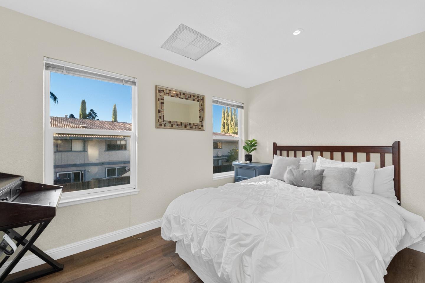 Detail Gallery Image 13 of 40 For 1131 Luchessi Dr, San Jose,  CA 95118 - – Beds | – Baths