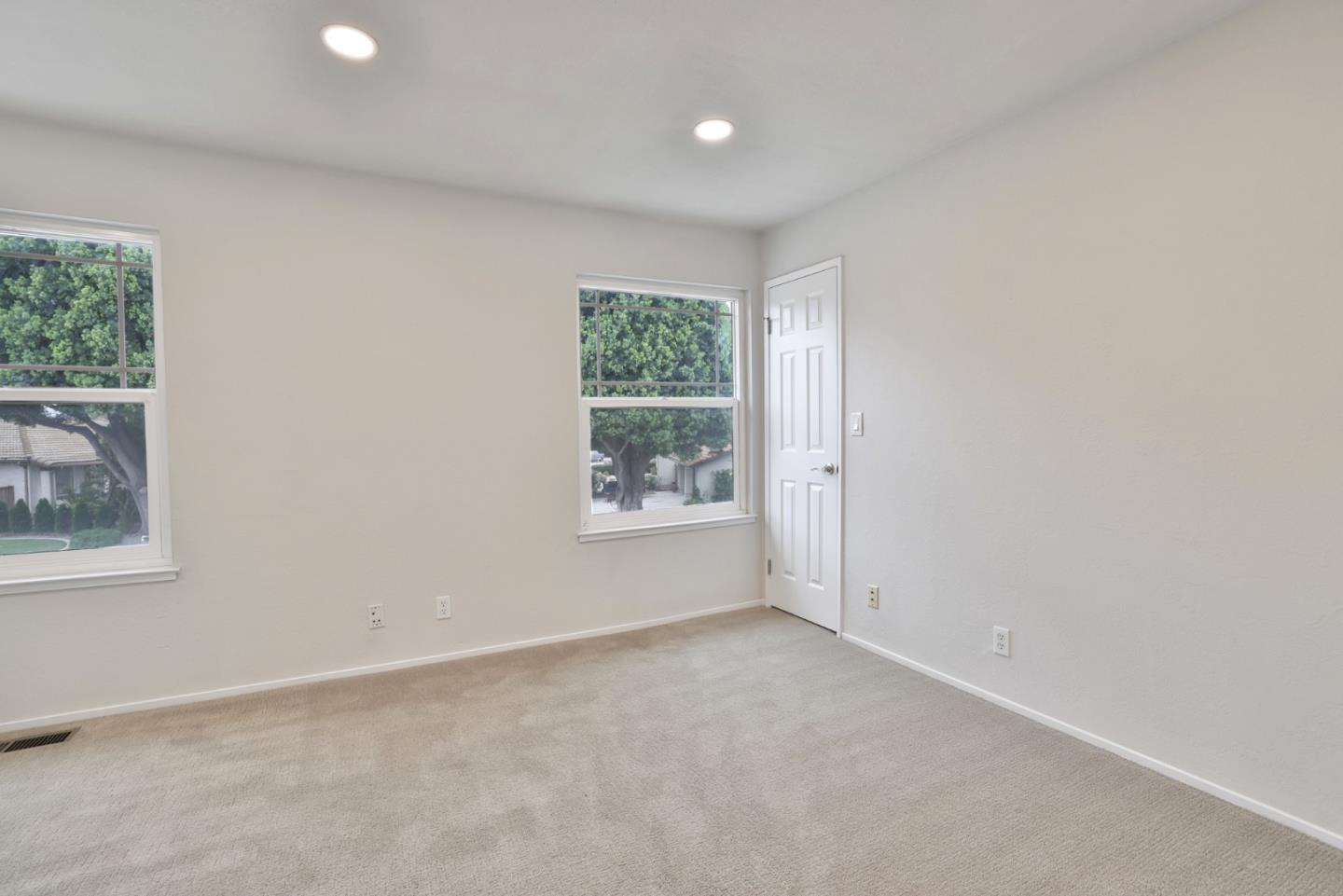 Detail Gallery Image 18 of 32 For 1967 Cape Hilda Pl, San Jose,  CA 95133 - 4 Beds | 2/1 Baths