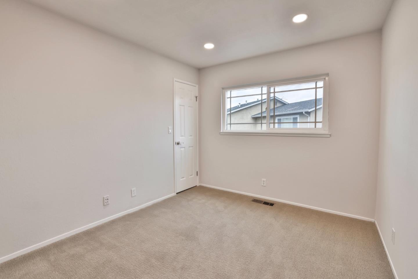 Detail Gallery Image 19 of 32 For 1967 Cape Hilda Pl, San Jose,  CA 95133 - 4 Beds | 2/1 Baths