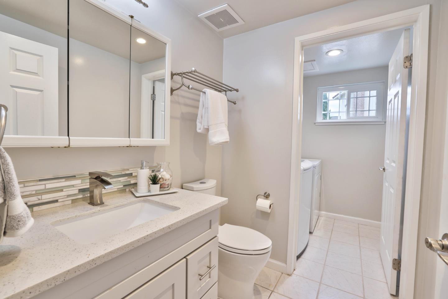 Detail Gallery Image 21 of 32 For 1967 Cape Hilda Pl, San Jose,  CA 95133 - 4 Beds | 2/1 Baths