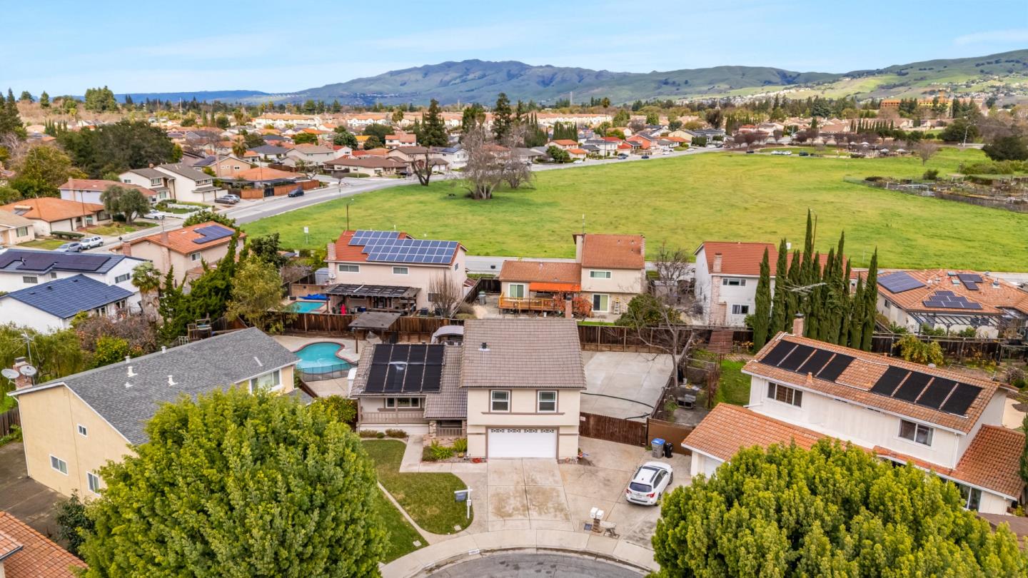 Detail Gallery Image 32 of 32 For 1967 Cape Hilda Pl, San Jose,  CA 95133 - 4 Beds | 2/1 Baths