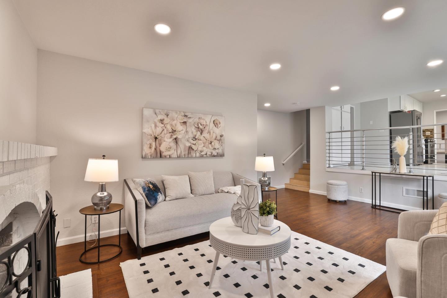 Detail Gallery Image 7 of 32 For 1967 Cape Hilda Pl, San Jose,  CA 95133 - 4 Beds | 2/1 Baths