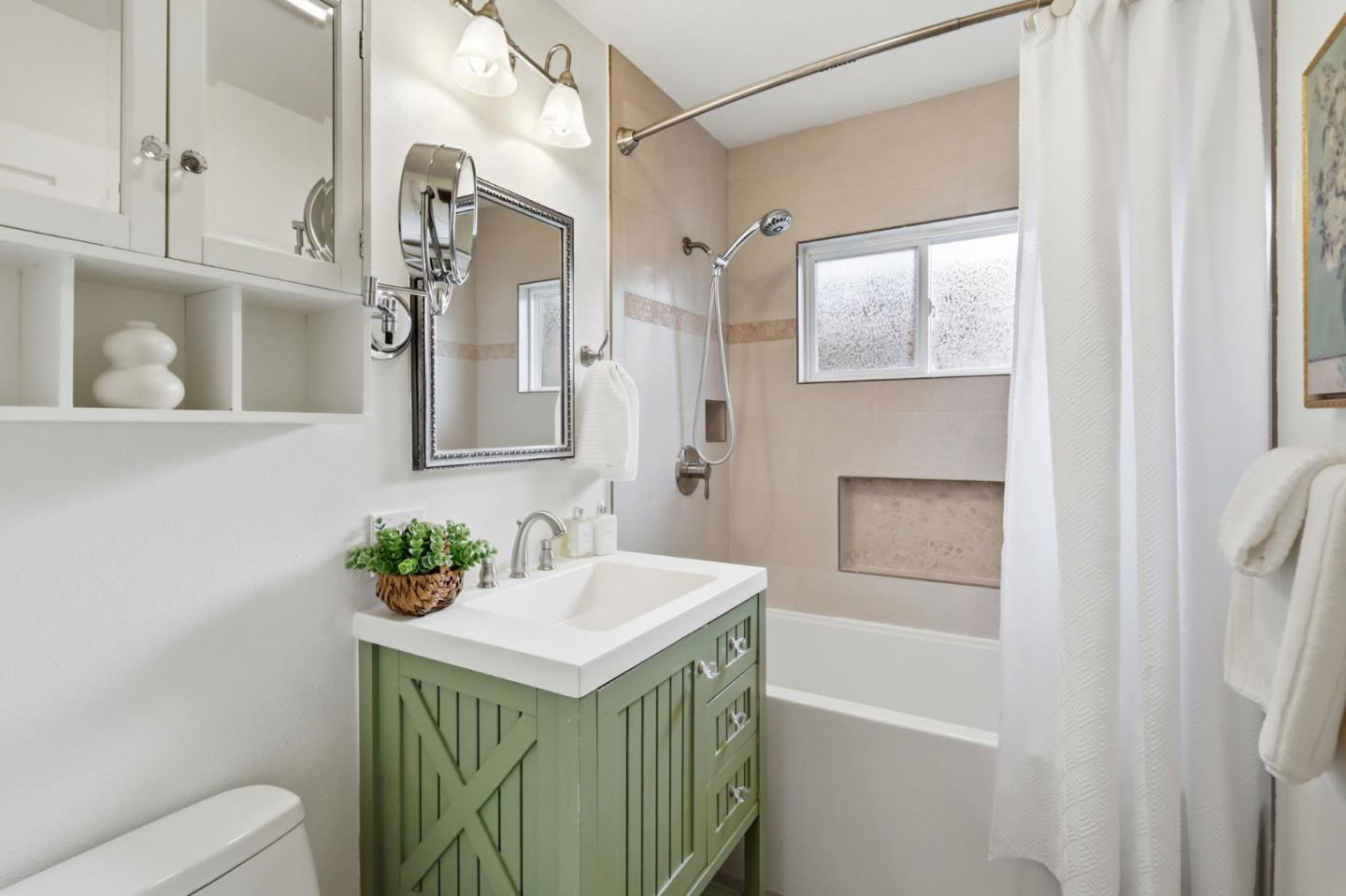 Detail Gallery Image 18 of 24 For 5480 Dartmouth Dr, San Jose,  CA 95118 - 3 Beds | 2 Baths