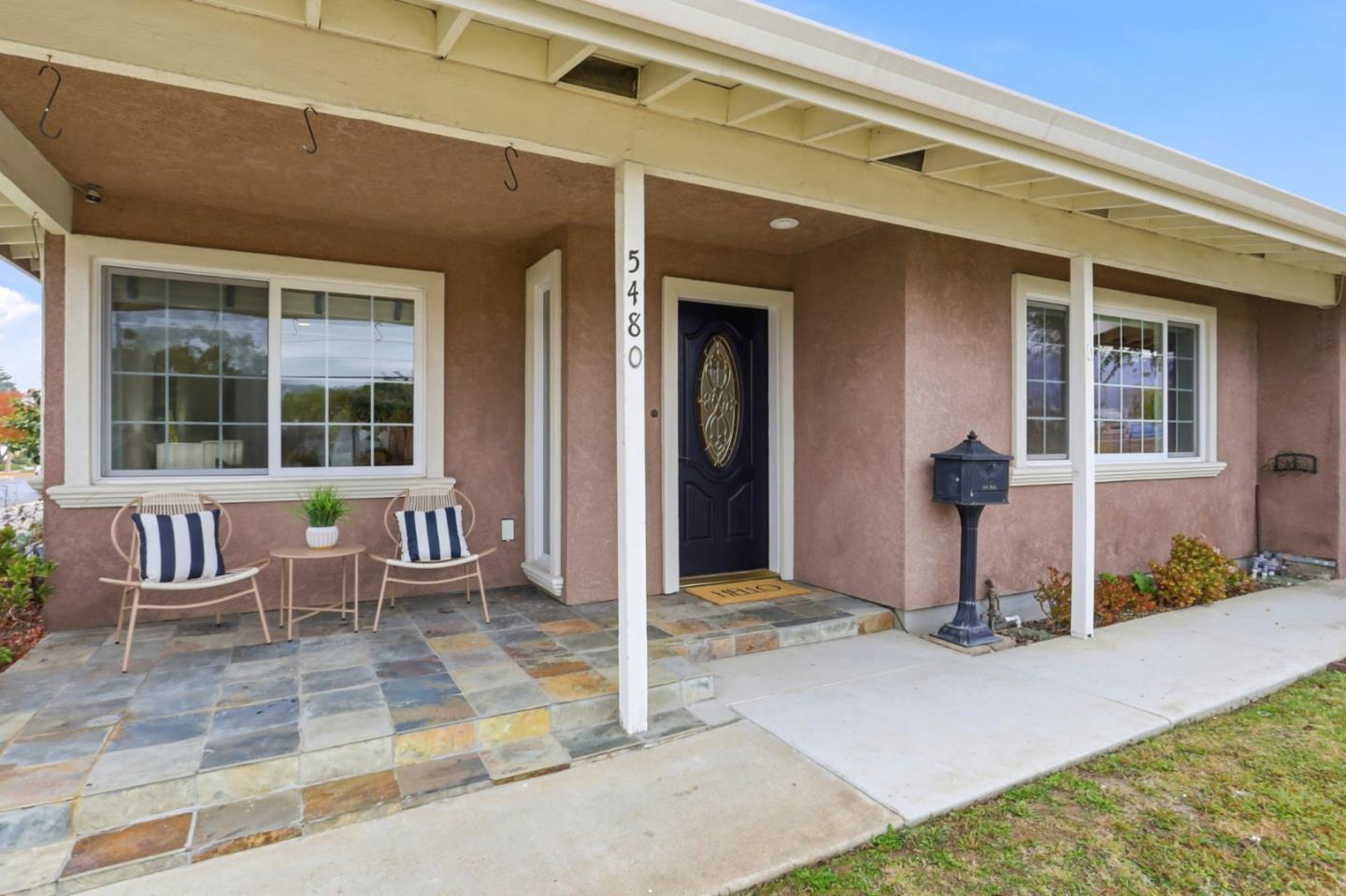 Detail Gallery Image 2 of 24 For 5480 Dartmouth Dr, San Jose,  CA 95118 - 3 Beds | 2 Baths