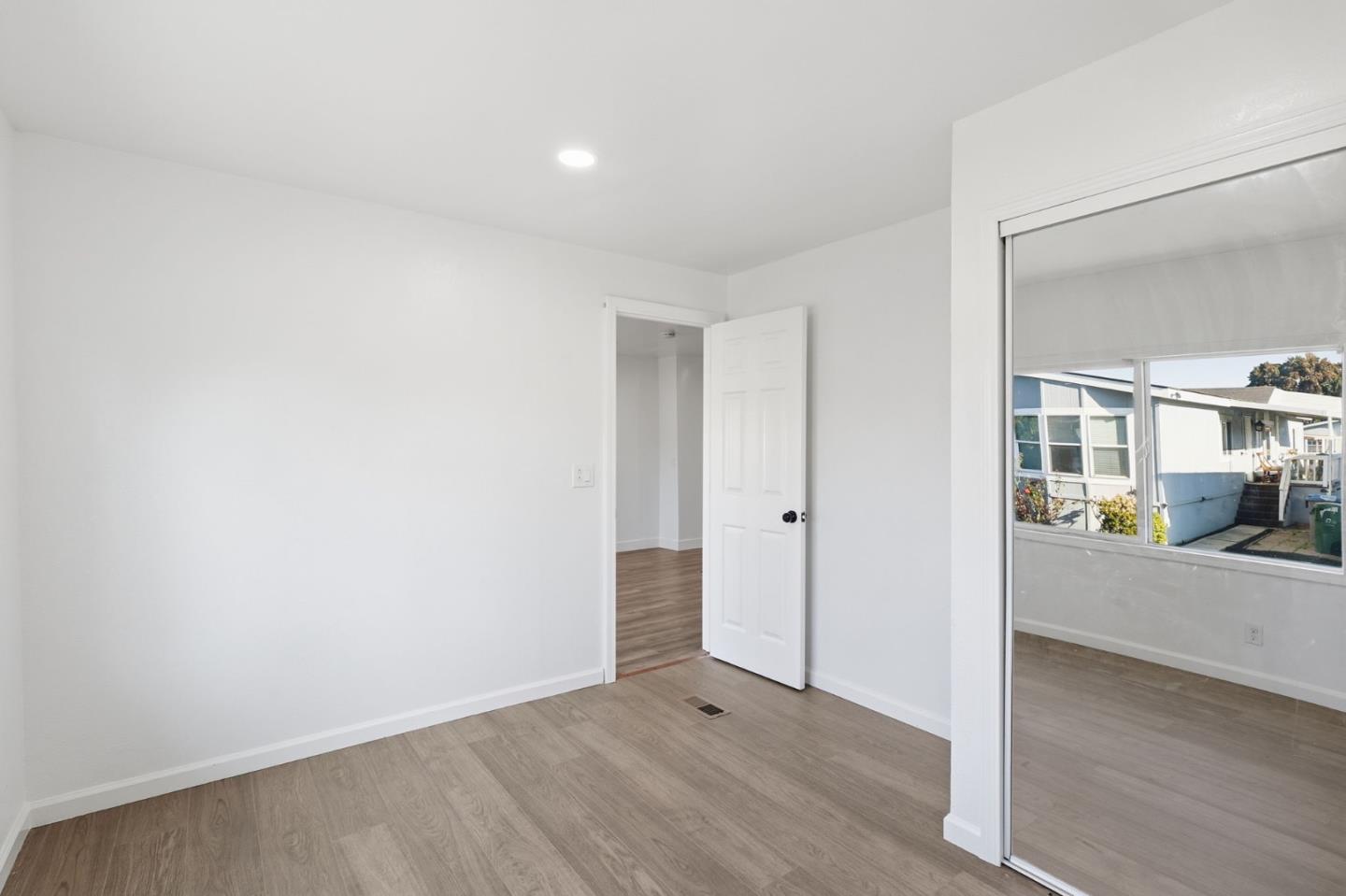Detail Gallery Image 16 of 28 For 2151 Oakland Rd #229,  San Jose,  CA 95131 - 4 Beds | 2 Baths