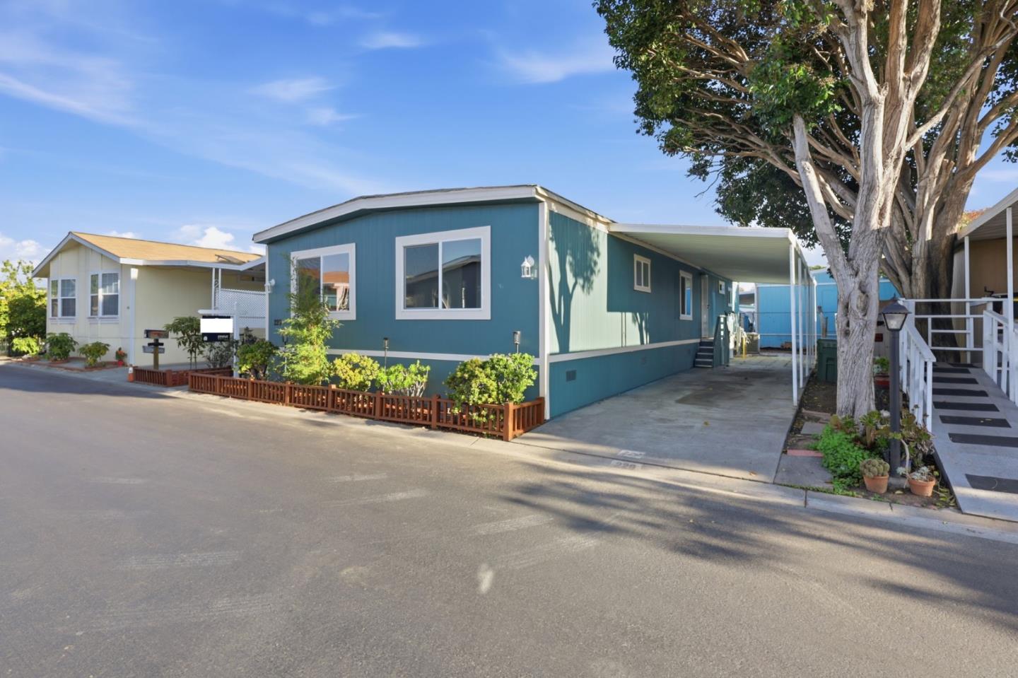 Detail Gallery Image 2 of 28 For 2151 Oakland Rd #229,  San Jose,  CA 95131 - 4 Beds | 2 Baths